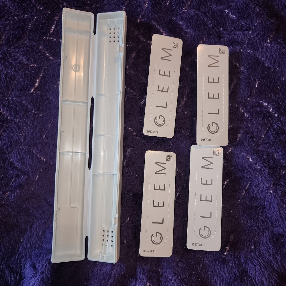 Gleem toothbrush replacements - Picture 2 of 2